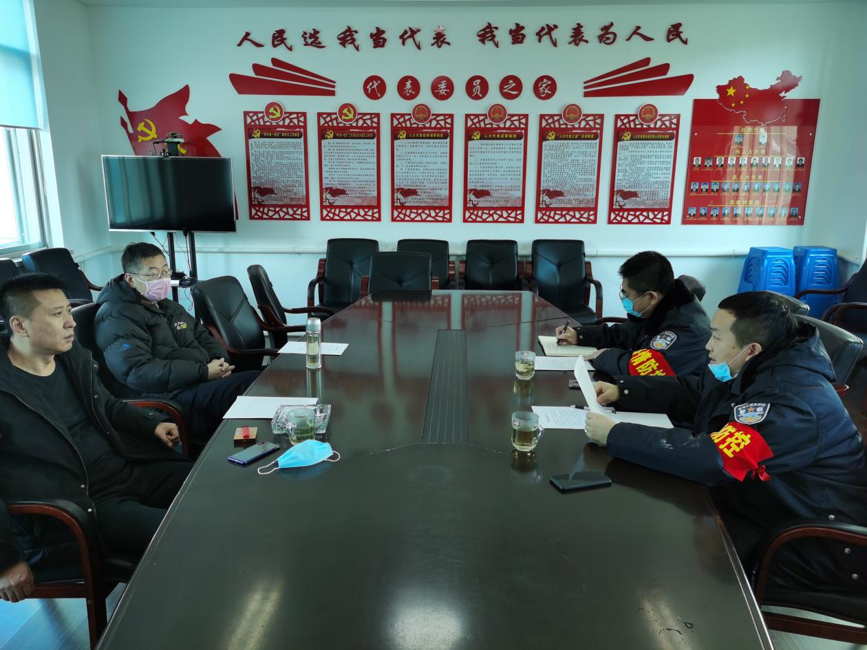 县委常委、常务副县长高世忠深入观音阁街道督导疫情防控工作