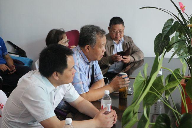 教育部-联合国儿基会专家团到田师付镇中心学校进行调研